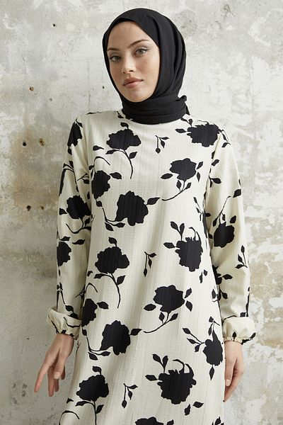 InStyle Large Flower Pattern Dress - Black
