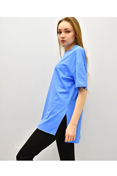 GC GÖKHAN CLUB ОБИКНОВЕНА ТЕНИСКА СЪС СТРАНИЧНИ ШЛИЦОВЕ