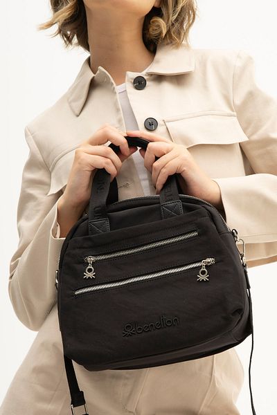 United Colors of Benetton Benetton Women's Handbag - Black BNT1184