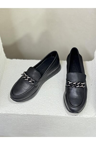 Mammamia D24YA-3075 Önü Zincir Detaylı Hakiki Deri Ortopedik Dolgu Taban Loafer Ayakkabı Kadın