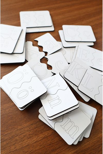 kutuTR Wooden Alphabet Cards Large-Small Letter Matching Cards