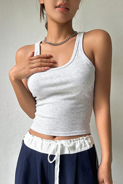 MADALİNA Kadın Gri Kaşkorse Kumaş Geniş Askılı Crop Bluz