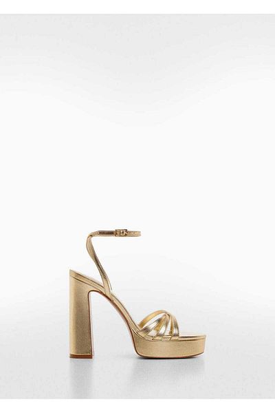 MANGO Woman Sandalen mit Plateauabsatz in Metallic