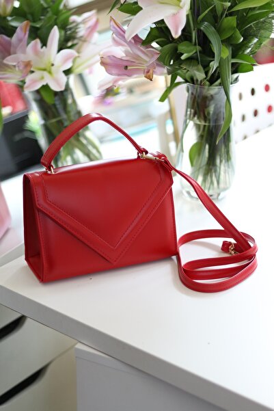 Moom Bag Woman's Red Matte Envelope Detailed Hand & Shoulder Bag