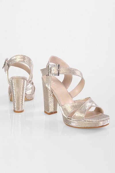 Shoeberry Pantofi cu toc cu platformă Alexa Gold pentru damă