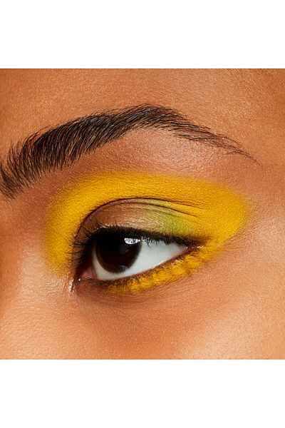 M.A.C High Pigmented Eyeshadow - Eye Shadow Chrome Yellow Eyeshadow 1.5 g
