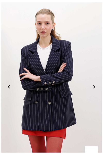 GÜZELLER Oversize Mold Tie Collar Striped Blazer Jacket with Metal Buttons