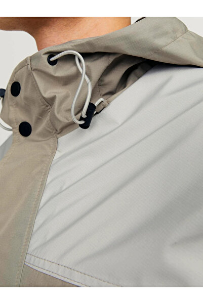 Jack & Jones Seasonal Water Resistant Men's Jacket JCOHIKE LIGHT Jacket