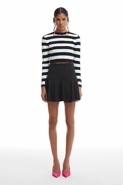 Quzu Чорна спідниця з дефектами