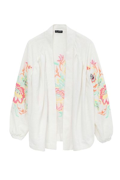 Quzu Kimono Natural with Embroidery Pattern on the Back and Accessories