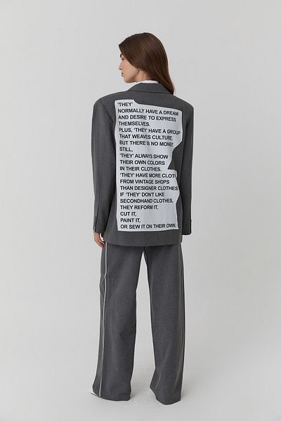 Quzu Jachetă blazer cu imprimeu la spate, gri