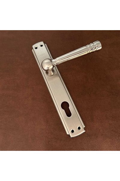 KOLDOOR Ottoman Satin Mirrored Topkap - Yale Steel Door Handle, Right Push Single Side