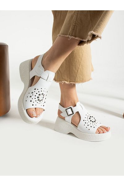 Alemdar Shoes GENES Λευκά Γυναικεία Σανδάλια με λεπτομέρεια λέιζερ