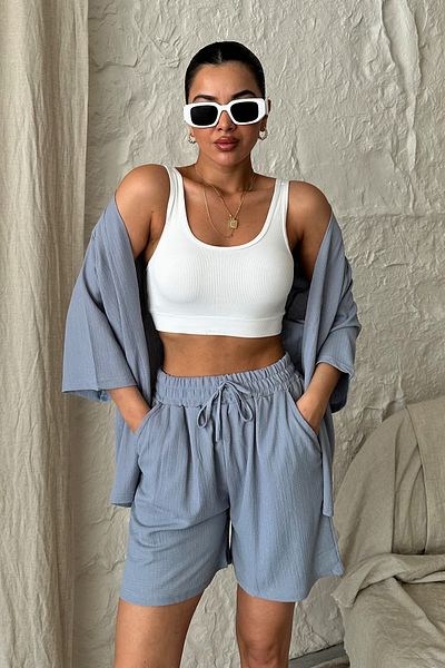 MODAGEN Graues Kimono-Set mit Hemd und Shorts für Damen