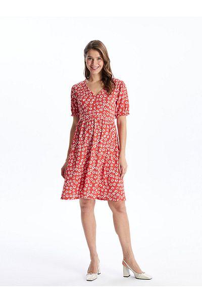 LC Waikiki Printed V Neck Floral Short Sleeve Krinkle Maternity Dress