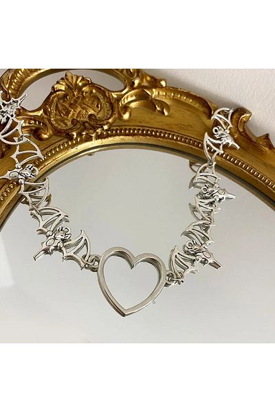 Köstebek Bat Heart Necklace