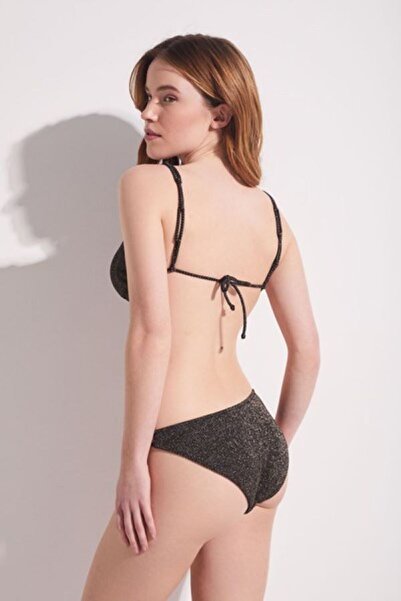 Kom Çıkarılabilir İnce Kaplı Simbasy Simli Kumaşlı İpli V Altlı Üçgen Bikini Takımı
