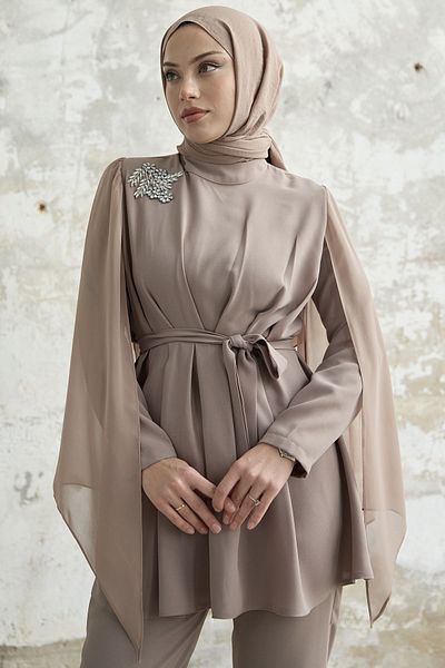 InStyle طقم كريب من التول بأكمام مرصعة - بيج