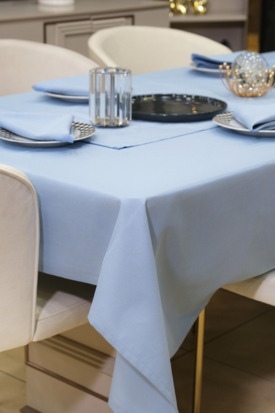 sevilya Dream 8 Piece Table Cloth Set (Salon Table Cloth, Runner, 6-Piece Napkin)