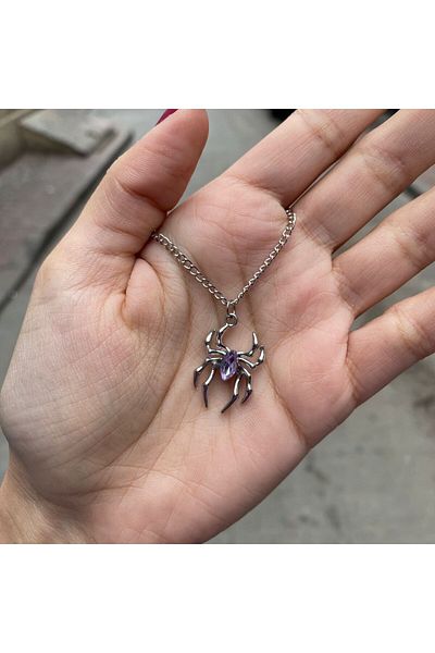 Köstebek Crystal Stone Spider Necklace
