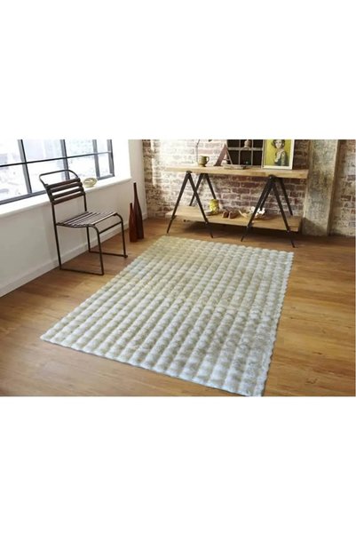 Anatolian Carpet Store Bubble Yuvarlak Krem Tavşan Tüyü Kaymaz Taban  Peluş Halı