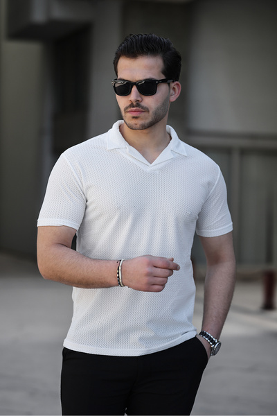 ixir White Men's Polo Collar T-Shirt - Twist Pattern