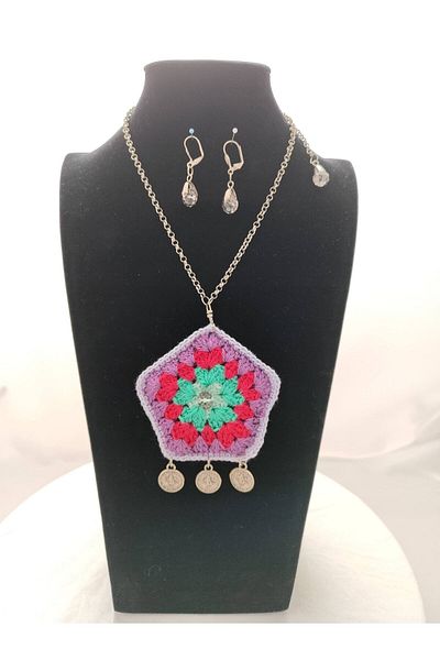 drt tasarım Hand Knitted Crochet Pentagonal Motif Necklace Earrings Jewelry Set