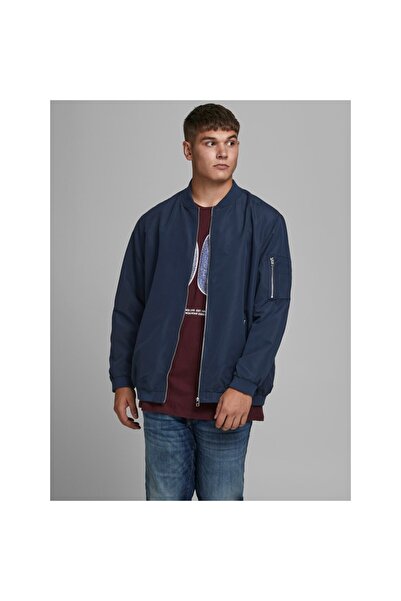 Jack & Jones جاك اند جونز بلس مقاس كبير للرجال باللون الأزرق الداكن12173990