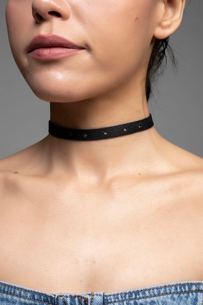 DENİZ TASARIM Leather Choker - Stylish Design