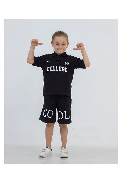 Harika KIDS Set de bază din țesătură Lekos cu mâneci scurte cu imprimeu pentru colegiu, guler polo, cu pantaloni scurți 2-5 ani