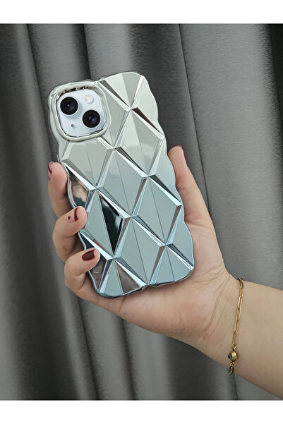 iPhone 15 Uyumlu Premium Tasarım Baklava Desenli Silikon Kılıf