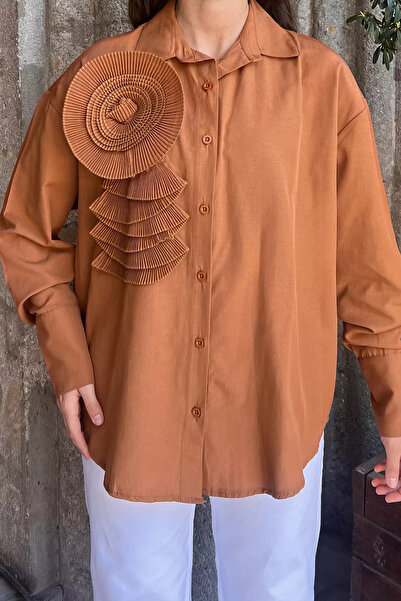 GÜLSELİ Camel Rose részletes stílusú női ing