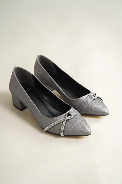 Çaçaroz Ayakkabı Büyük Numara Topuklu Klasik Taşlı Günlük Ayakkabı