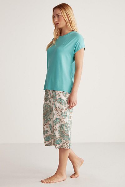 Catherine's Costum capris cu textura moale