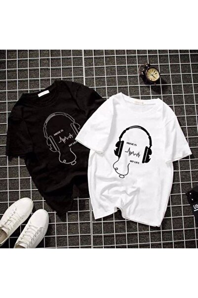 CONSTRAİN Το Music Is My Life είναι ένα μπλουζάκι με στάμπα σε μαύρο και άσπρ...