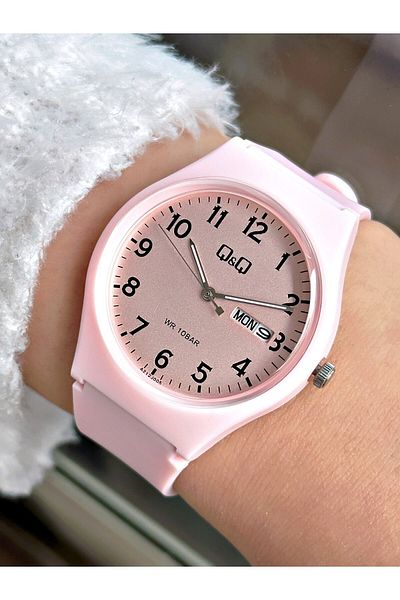 Q&Q A212j222wl Waterproof Unisex Wristwatch with Silicone Cord