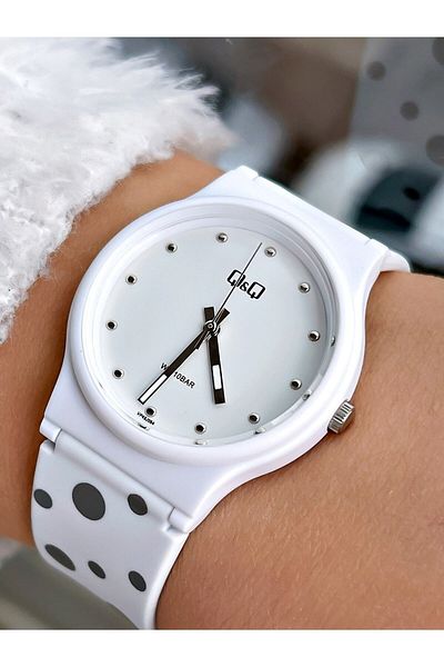 Q&Q Vp46j999yz Silicone Cord Wristwatch