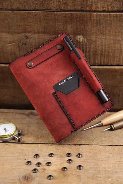 New Coast Leather 1900's Ръчно изработен калъф за тефтер A6 от естествена кожа