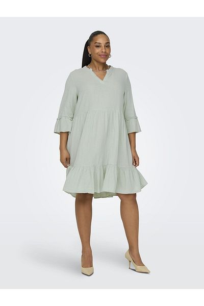 Only Carmakoma Kurçam Kleid Carthyra має стильний та сучасний дизайн.