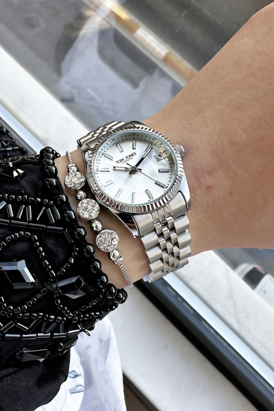 Tom Jones London Women's Wristwatch Small Case 3 Atm Waterproof Silver Color Steel Cord + Bracelet TJBY2009C4