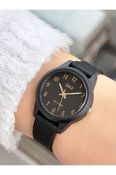 Q&Q Vs13j555q Waterproof Silicone Cord Young Girl Wristwatch