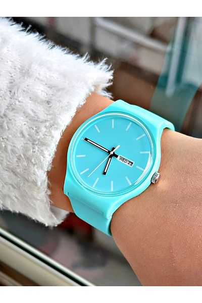 Weluxa Sw74q33w Women's Wristwatch with Silicone Cord and Calendar