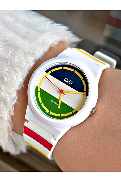 Q&Q Vr94j988wl Waterproof Silicone Cord Young Girl's Wristwatch