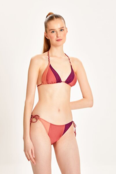 TOO SALTY SWIMWEAR KADIN ÇOK RENKLİ PARÇALI ÖRGÜ DETAYLI ÜÇGEN BİKİNİ TAKIMI 24S118ST