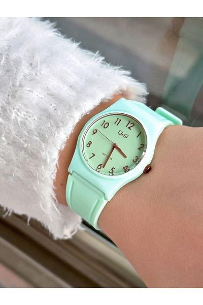 Q&Q VP34J969ES Waterproof Young Girl's Wristwatch