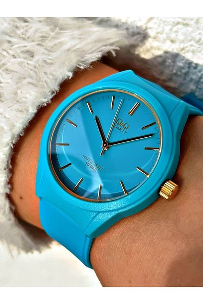 Q&Q Waterproof Unisex Wristwatch with Silicone Cord Vr28j889yw