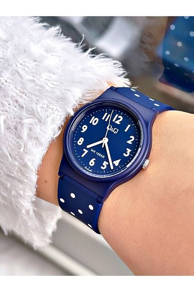 Q&Q Vp46j925yw Young Girl's Wristwatch with Silicone Cord
