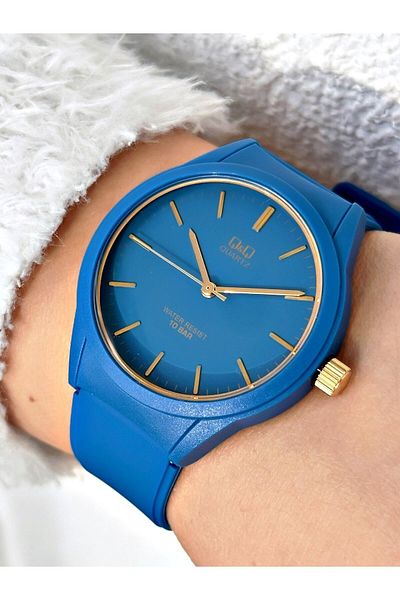 Q&Q Waterproof Unisex Wristwatch with Silicone Cord Vr28j889yw