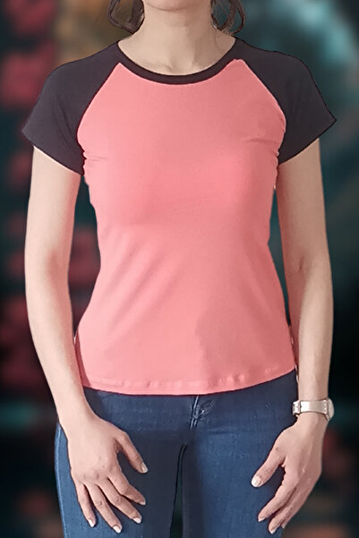 Kurun's Collection تيشيرت ريجلان بأكمام قصيرة