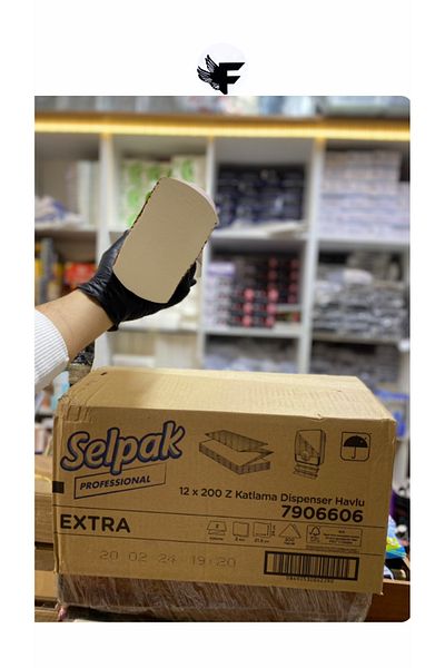 Selpak Professional Extra Z Fold z Towel Dispenser Towel 12 Pkt 200 Pkt 12 Pkt